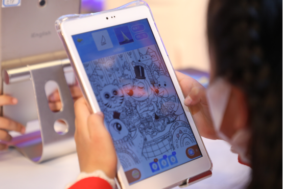 教育公平跨越發展 iEnglish讓更多孩子享有優質資源